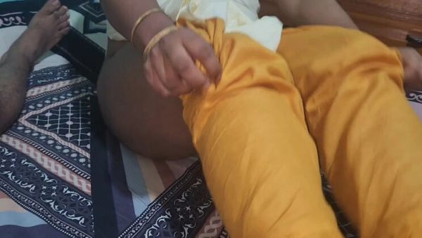 Bangladeshi Bhabhi Blowjob - Married Bengali Housewife Deep Throat Hardcore Sex - xxxfiles.com - Bangladesh on freevids.org