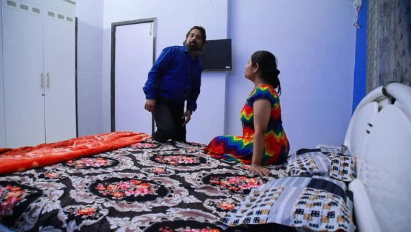 Desi Bhabhi Gets Anal Sex From Loan Officer At Her House - Rough Doggy Style & Deep Throat - porntry.com - India on freevids.org