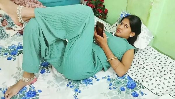 Hot Indian Bhabhi Makes Step Brother Hard - Desi Homemade Anal Sex - xxxfiles.com - India on freevids.org