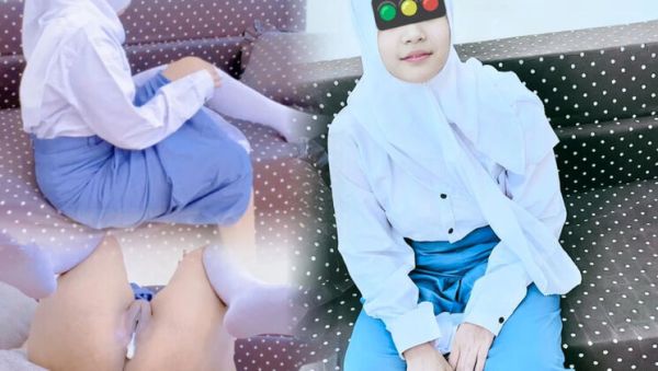 Indonesian Hijab Schoolgirl Stepsister Creampie - Tight Pussy Fucked Hard by Brother in Uniform - porntry.com - Indonesia on freevids.org