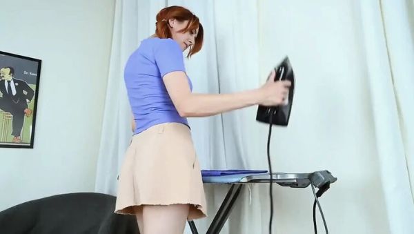 Horny Redhead MILF GinnaGg Squirts Hard - Extreme Solo Masturbation & Close-Up Pussy Fingering - veryfreeporn.com on freevids.org