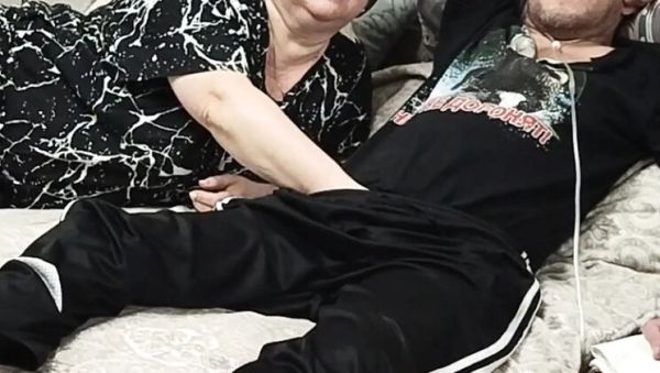 MILF Mother-in-Law Gives Intense Blowjob and Swallows Cum - Zona901 - xxxfiles.com - China on freevids.org