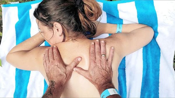 JadeandDamon Amateur Beach Handjob - She Wants Me to Oil Her Up - xxxfiles.com - France on freevids.org
