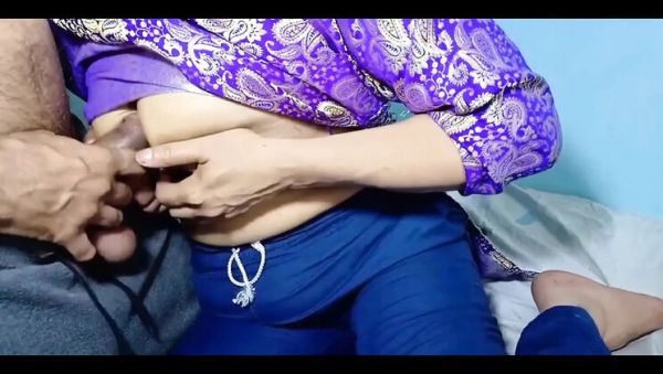 Indian Boyfriend Fucks Anal Muslim Girlfriend in Cowgirl Style, She Needs Blackcock - veryfreeporn.com - India on freevids.org