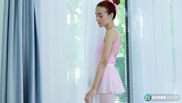 Little Chloe the Spinner Rides Suction Dildo till She Cums - porntry.com on freevids.org