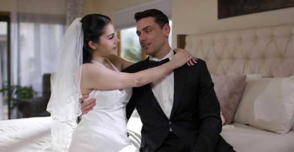 Anal-obsessed Ryan Driller drills Valentina Nappi's tight brown eye in doggy style - alphaporno.com on freevids.org