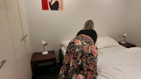 Busty Stepmom Fucks Me Before Her Husband Comes Home - porntry.com - Czech Republic on freevids.org