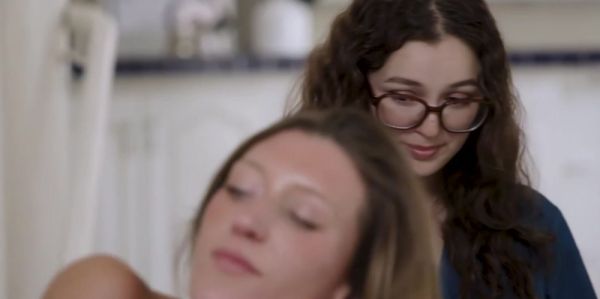 My masseuse is very good with her tongue - inxxx.com on freevids.org