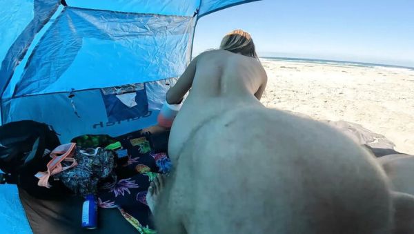 Fit Blonde Sav Moolah Takes Creampie on Nude Beach - xxxfiles.com - Britain - Usa on freevids.org