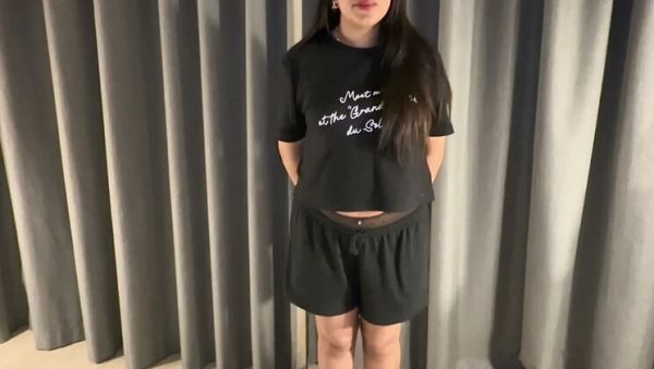 I Seduce A Taxi Driver At The Nightclub And Convince Him To Give Me A Creampie - veryfreeporn.com - Pakistan on freevids.org
