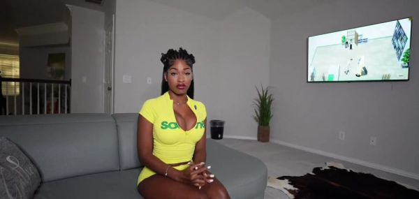 BIG TITTY Step-Sis Edges Your Cock - inxxx.com on freevids.org