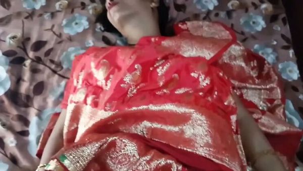 Desi Wife Sex – Hot Indian Aunty Blowjob and Missionary Fuck with Old Man - porntry.com - India on freevids.org