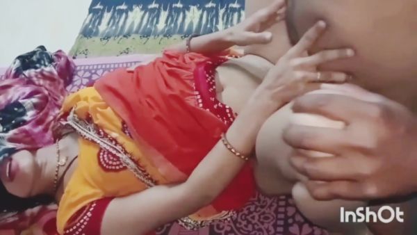 Stepbro And Stepsis Enjoy Sex Moment In Midnight, Desi Girl Sex Video In Hindi With Niks Indian - desi-porntube.com - India on freevids.org