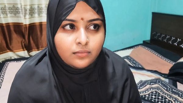 Bangladeshi Step Mom Fucks Stepson Hardcore - Homemade Doggy Style & Blowjob - veryfreeporn.com - Bangladesh on freevids.org