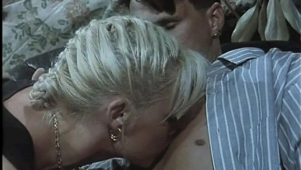 Blonde & Brunette Babes Threesome Blowjob with Perfect Bodies - Vintage European Sex - porntry.com - Italy on freevids.org