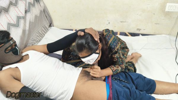 Desi Indian Bhabhi Enjoy With Devar Desi Indian Bhabhi Devar Romance With Devar Bhabhi - desi-porntube.com - India on freevids.org