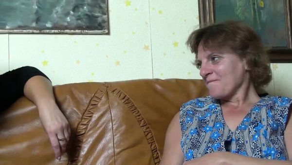 Lazy Office Girl Waltraud Gets Nasty Threesome Fuck with Cum in Mouth - porntry.com - Britain on freevids.org