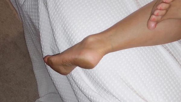 Amateur Blonde Wife Foot Worship & Body Worship in 4K - veryfreeporn.com - Germany on freevids.org