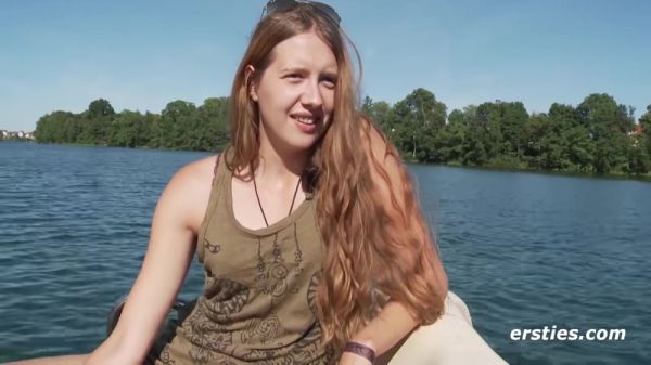 Alba Brings Itself To Climax On The Lakeshore - Lindsey Cruz - upornia.com - Germany on freevids.org
