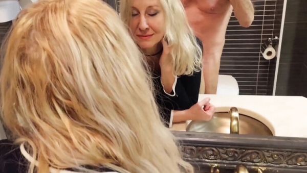 Mature Blonde MILF Selena Gets Anal Doggystyle Fuck in Bathroom - Amateur Homemade 4K - porntry.com - Germany on freevids.org