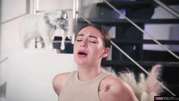 Emma Evans Teen Fidelity Creampie - Petite Ukrainian Babe Gets Filled - xxxfiles.com - Ukraine on freevids.org