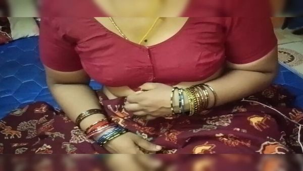 Desi Aunty In Jacket Fingered By Boy - Hairy Pussy & Moaning Sex - Homemade Indian Bhabhi - porntry.com - India on freevids.org