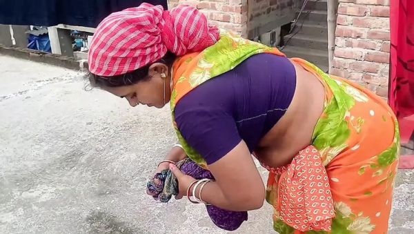 Busty Indian Teen Naked Bathroom Prank Stepbrother Anal First Time - veryfreeporn.com - India - Indonesia on freevids.org