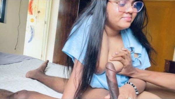Desi Step Sister Fucks Younger Brother On Top - Indian Homemade Squirting Sex - porntry.com - India on freevids.org