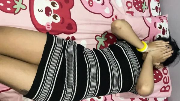 Viral Stepsister Caught in Sister-in-Law's Room - Indonesian Hijab Teen Ichaaa Fucked Hard - porntry.com - Indonesia on freevids.org