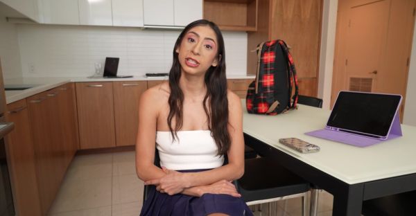 Teen Sona Bella's tight trimmed pussy bounces in raunchy reverse cowgirl - alphaporno.com on freevids.org