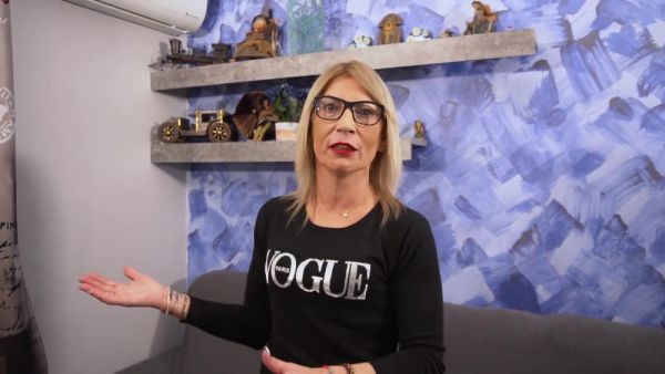 And Carol (aka Indiana GX) comes back home for Christmas. Can - hclips.com on freevids.org