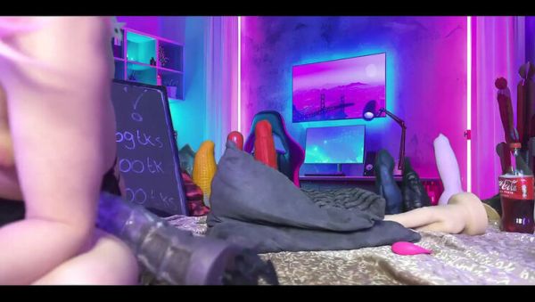 Siswet Anal Training with Dildo and Vibrator Solo Masturbation - veryfreeporn.com - Britain on freevids.org