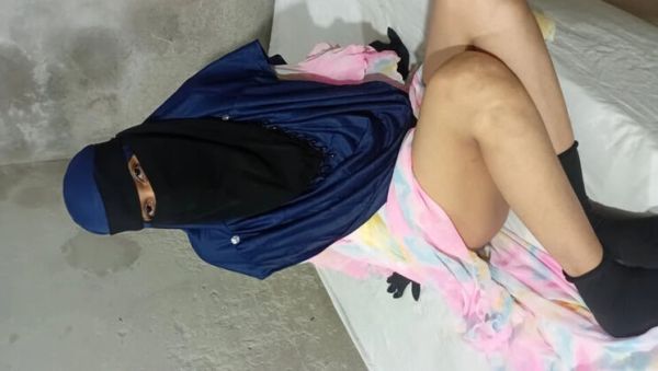 Desi Hijabi Housewife Dearshivani Doggystyle Fuck - Homemade Indian Bhabhi HD - porntry.com - India - Turkey - Malaysia - Indonesia on freevids.org