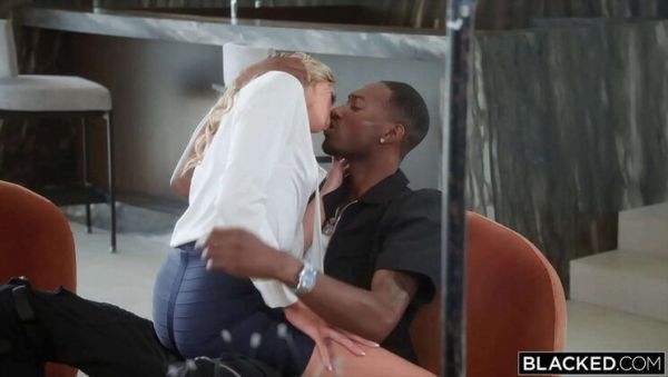 Addison Vodka Blonde Gets Used By BBC For Deep Throat & Doggystyle - porntry.com on freevids.org