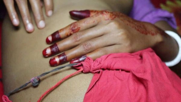 Indian Bhabhi First Night Full Romance - Hot Desi Wife Anal Fucking with Husband - xxxfiles.com - India on freevids.org