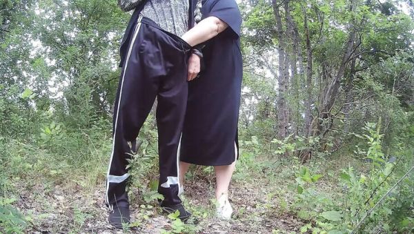 Stepmom Gives Blowjob in Park and Swallows Cum - Russian MILF Deep Throat - xxxfiles.com - Russia on freevids.org