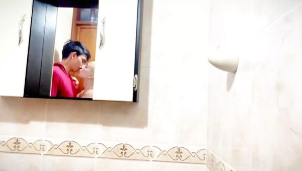 Amateur Blonde Latina Ashleysoy01 Tricked Into Rough Deepthroat Gagging - Homemade POV Fuck in Spanish - veryfreeporn.com - Spain - Colombia on freevids.org