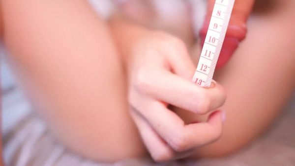 Tori Diamond Dirty Talk & Pussy Spreading - Amateur Teen Solo Masturbation - xxxfiles.com on freevids.org