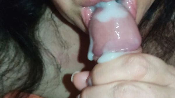 POV Blowjob with Winonna8 - Amateur MILF Sucks Dick & Takes Cum in Mouth - porntry.com on freevids.org
