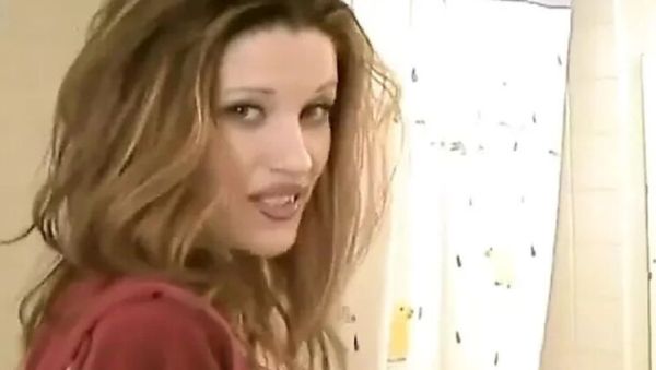 Naudia Rio Casting Blowjob - Pantyhose Removed For Deep Throat Sucking - porntry.com - Britain on freevids.org