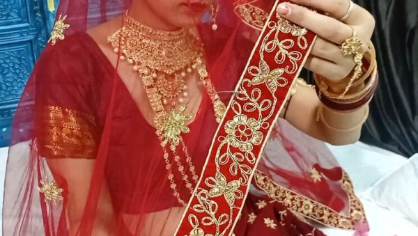 Desi Newly Married Couple Wedding Night MMS Leaked - First Time Anal with Indian Bride - veryfreeporn.com - India on freevids.org