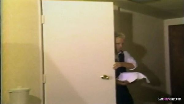 Skin to Skin with MILF Robin Cannes - Big Tits, Hardcore Fuck & Cumshot - porntry.com - Britain on freevids.org