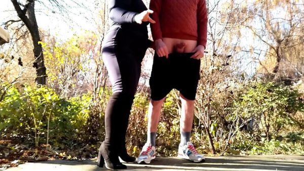 Stepson Makes Me Give Outdoor Handjob & Cumshot - MILF Stepmom Big Ass Homemade - veryfreeporn.com on freevids.org