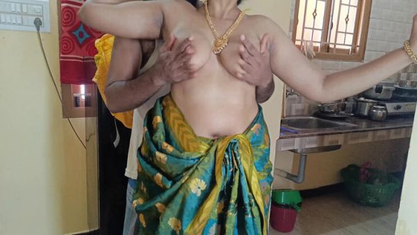 Inba Hot Indian Aunty Homemade Blowjob Romance - Married Maid Teacher Roleplay - veryfreeporn.com - India on freevids.org