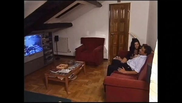 Italian Anal Sex Movie with Big Tits Jessica Fiorentino & Maria Bellucci Full HD Vintage - porntry.com - Italy on freevids.org