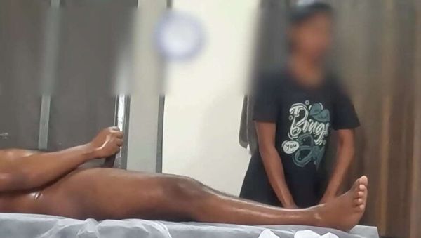 Massage Flash Surprise - Spa Lady Shocked by Customer's Big Dick - xxxfiles.com on freevids.org