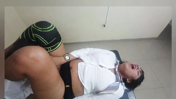 Stepdad sucks stepdaughter's tight pussy - Horny homemade 4k amateur - xxxfiles.com - Ecuador on freevids.org