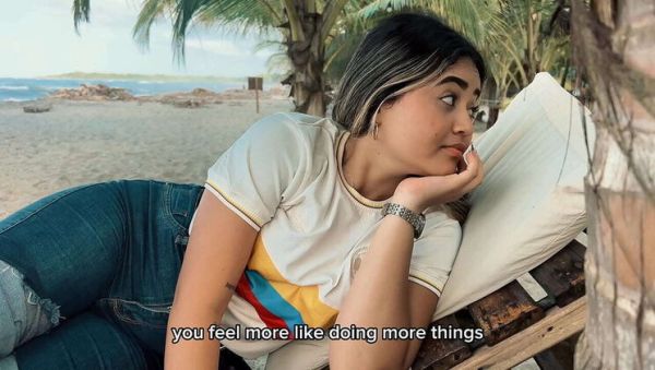 Blonde Teen Yohamedi1 Surprises Danny Medina With Unexpected Beach Blowjob - veryfreeporn.com on freevids.org