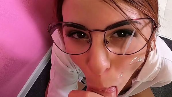 Alice Kelly Gives Mike Hardy Amazing POV Blowjob and Swallows Cum - porntry.com on freevids.org
