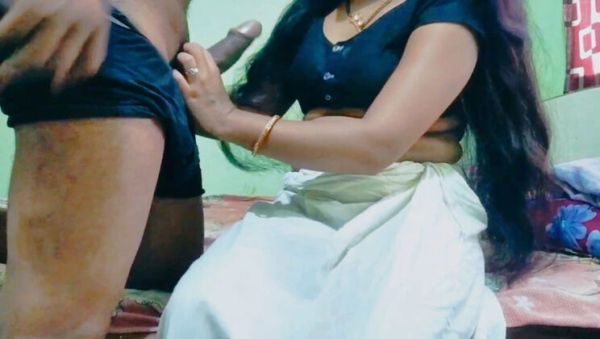 Desi Bhabhi First Time Sex With Devar In Village - Indian Aunty Big Tits Ass Fuck - veryfreeporn.com - India on freevids.org